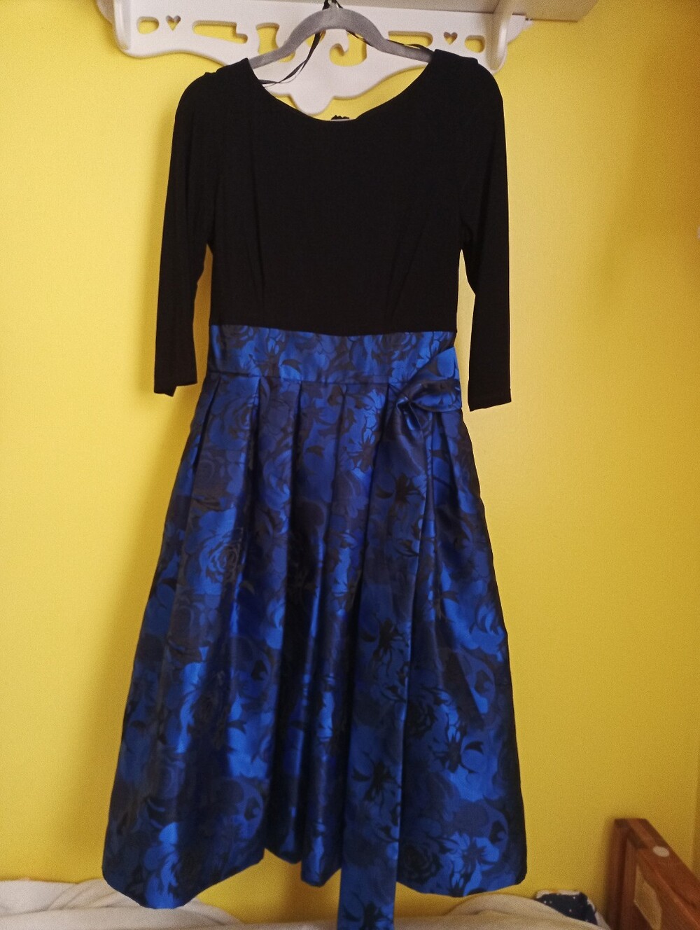 Jessica Howard Dress
